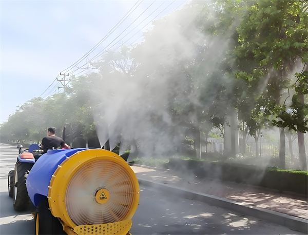 ทำไมเกษตรกรสวนผลไม้ถึงชอบเครื่องพ่นสวนผลไม้แบบ Trailed Orchard? ประหยัดเวลาและปกป้องต้นผลไม้อย่างละเอียด