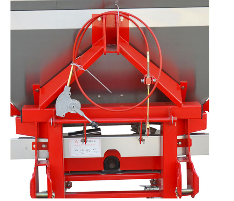 Trailed Fertilizer Spreader